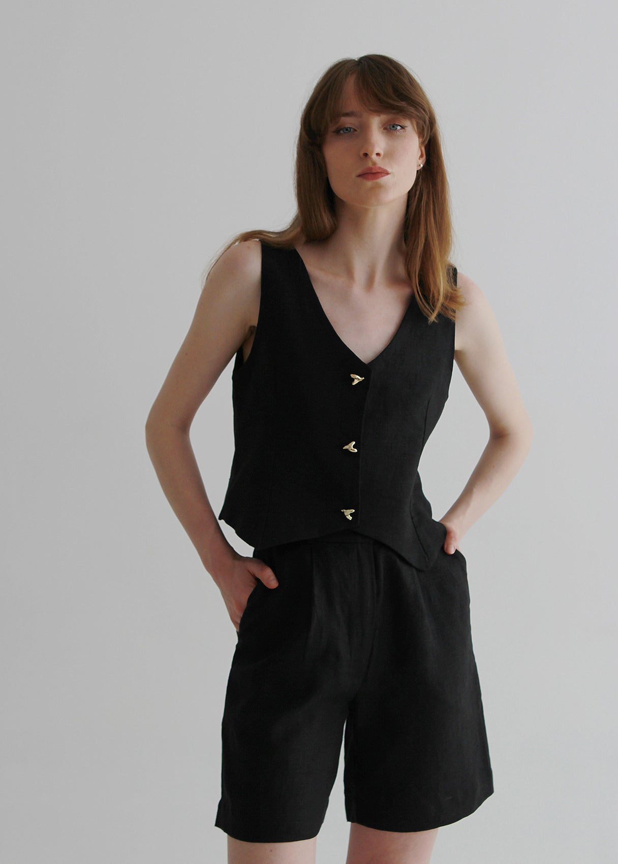 Black linen sleeveless waistcoat