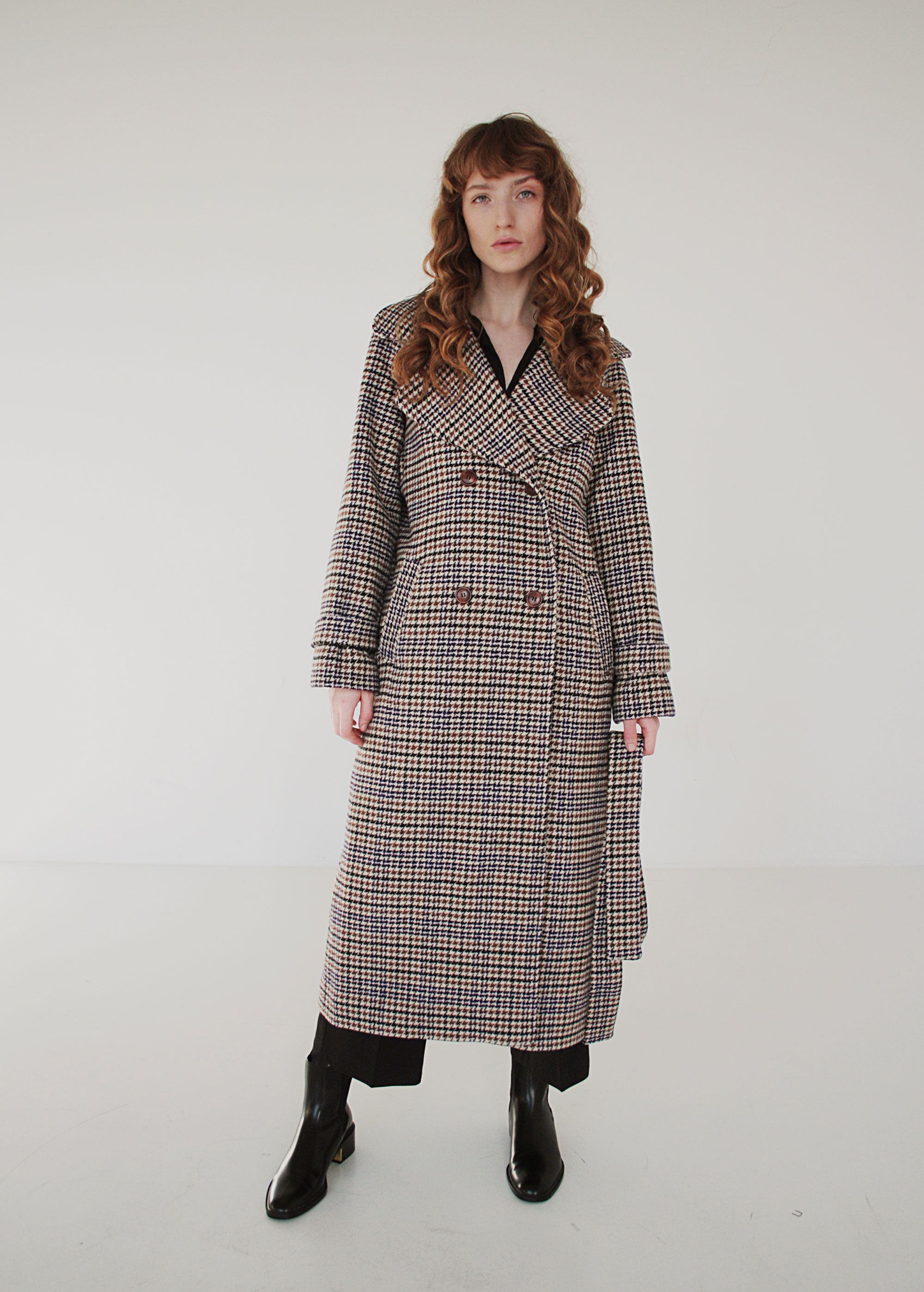 Manteau classique en laine à carreaux "Emma"