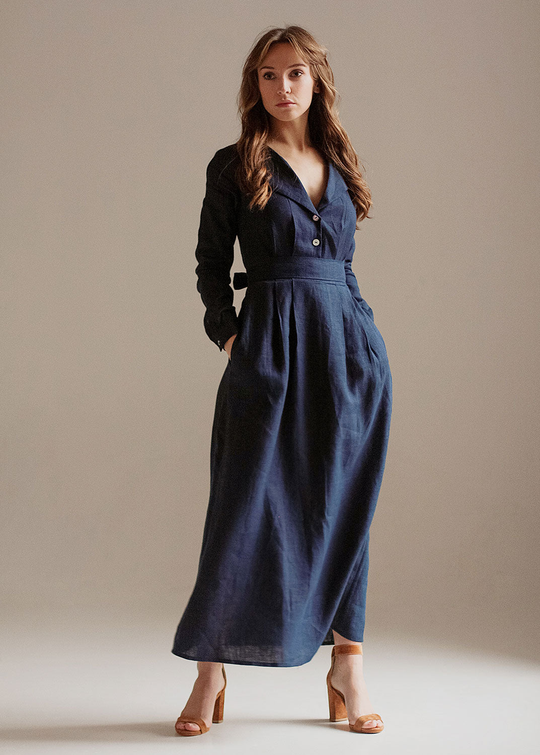"Janet" Linen Navy Blue Maxi Dress with sleeves
